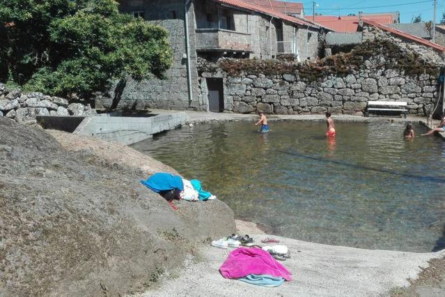 Albergue Do Xures Habitacion Compartida Mixta 8 Plazas Maus de Salas Dış mekan fotoğraf